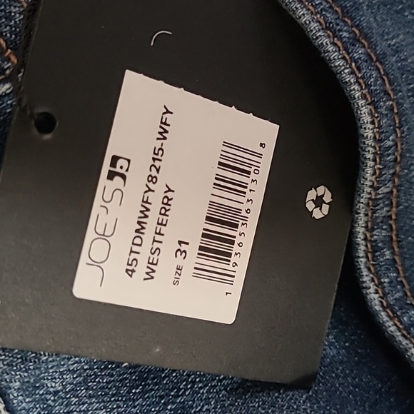 Joe's Jeans The Asher in Westferry wash. Size 31 - Picture 3 of 12